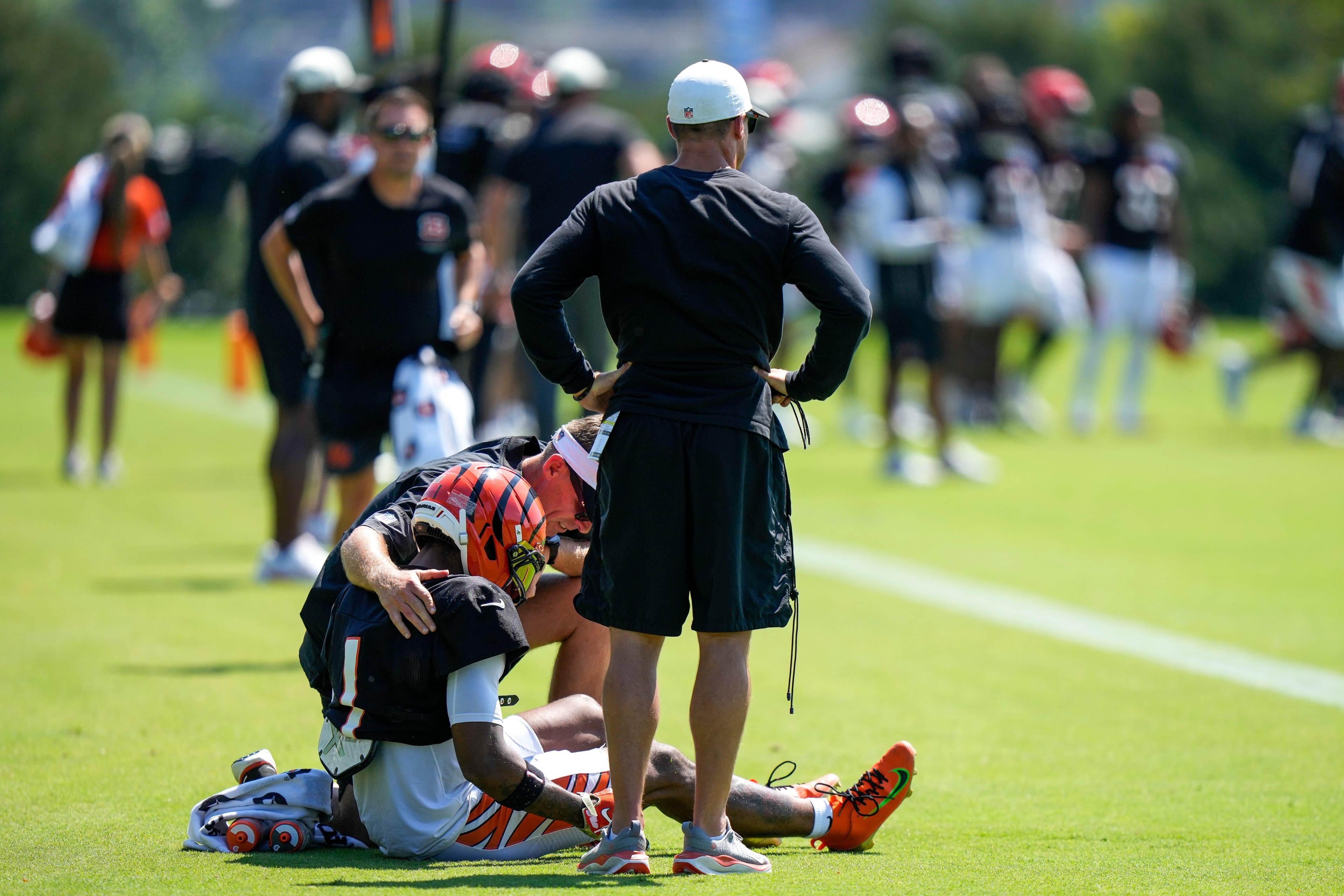 Bryan Cook returns to Cincinnati Bengals practice after injury absence, indicating momentum for the secondary