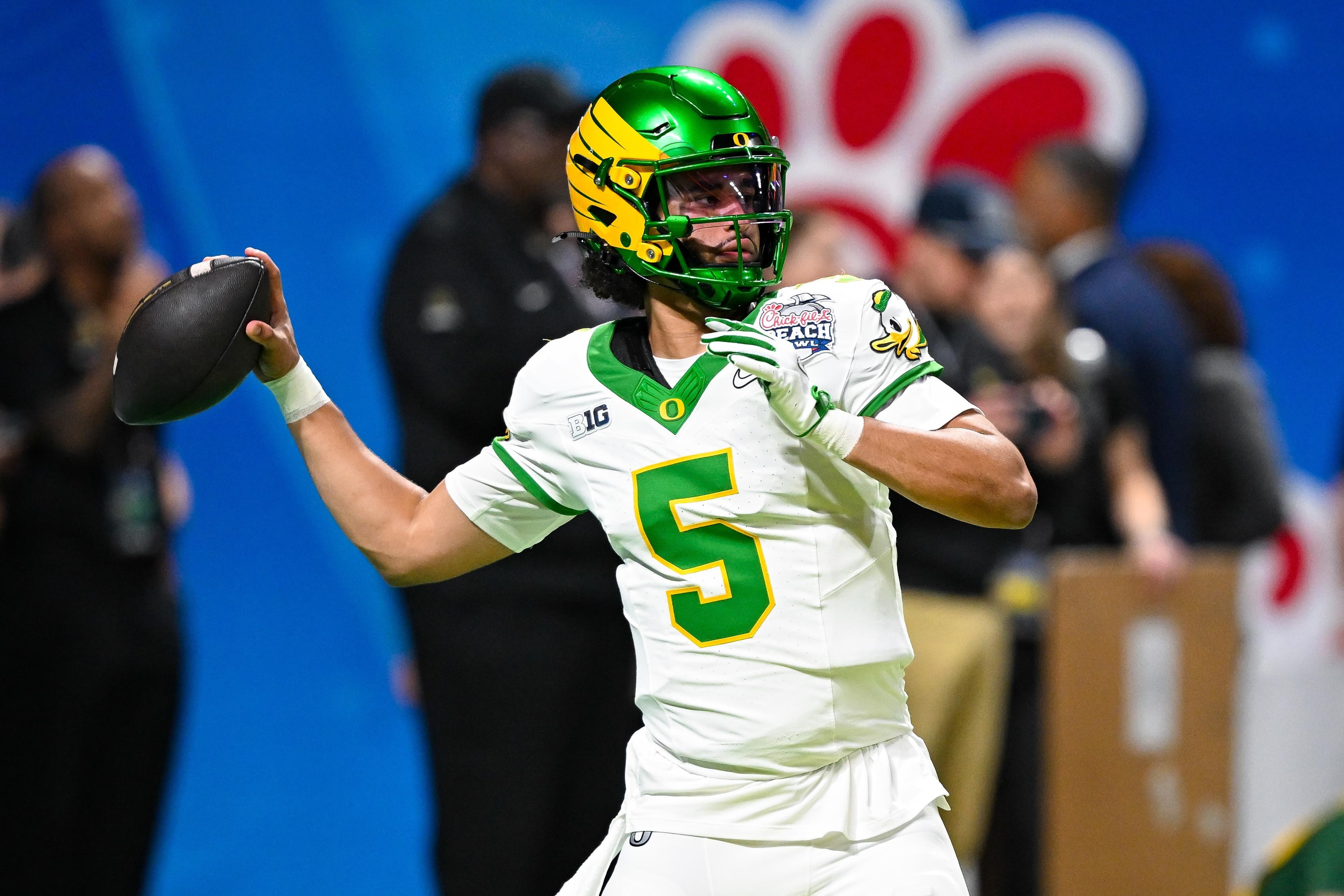 Falcons scouting exercise turns AP preseason Top 25 into an early 2027 NFL Draft watch list