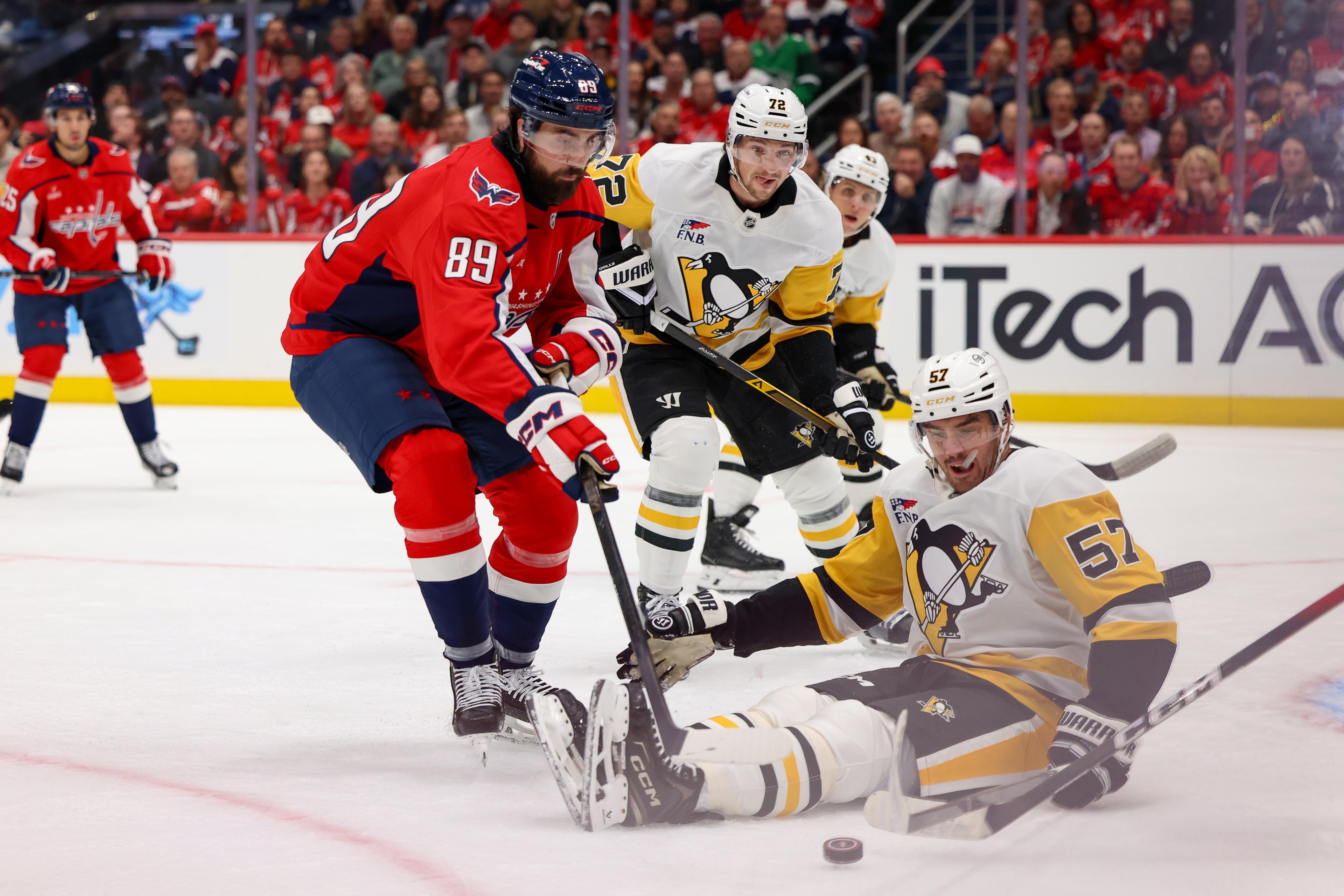 Penguins’ early mistakes sink them as Capitals celebrate home opener in 5-3 win
