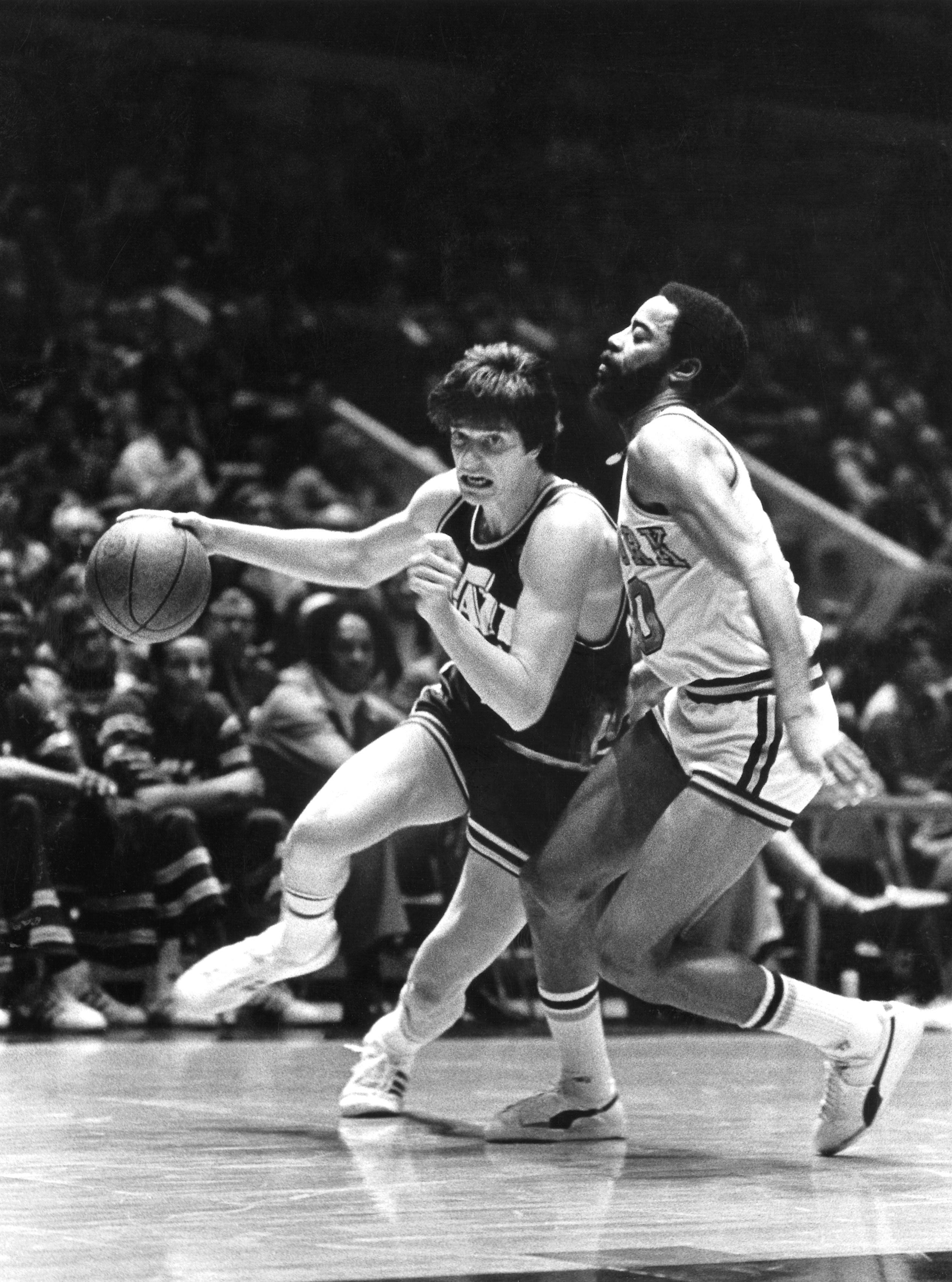 Pete Maravich’s “total control” show returns in a YouTube clip featuring the Knicks