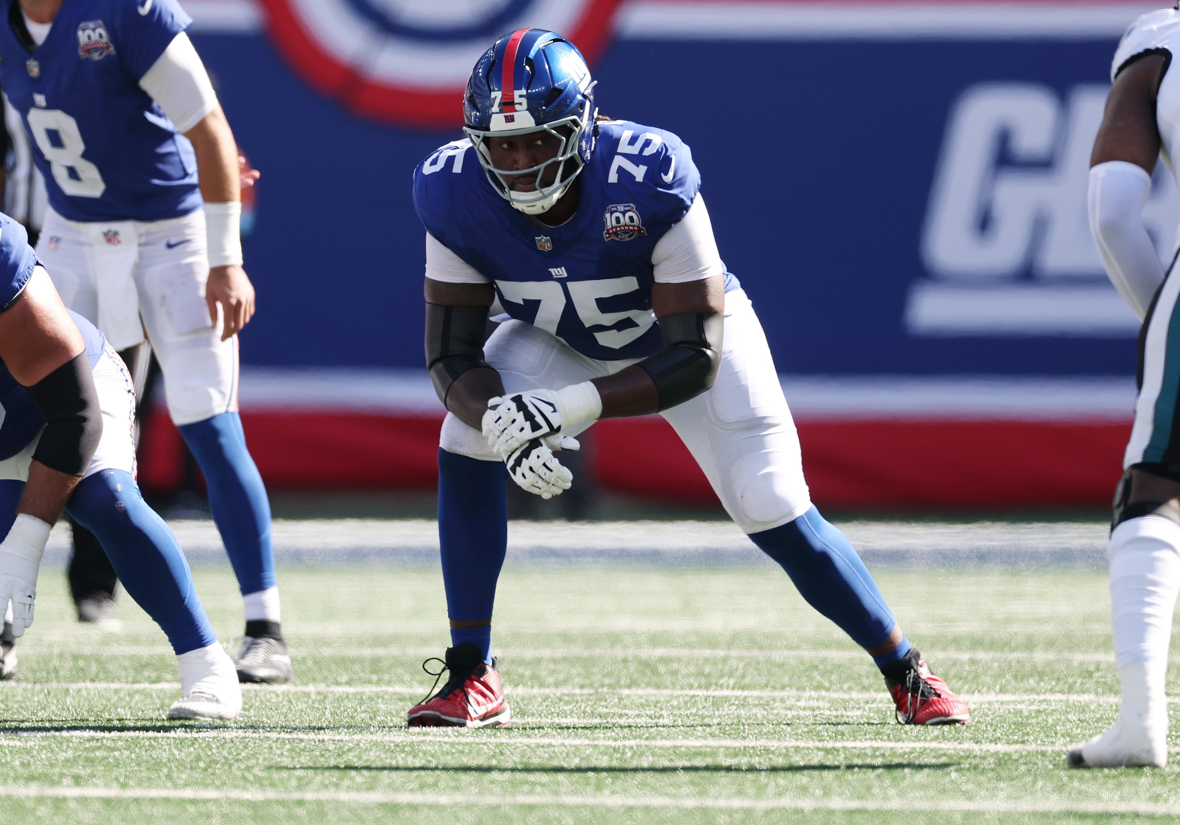Chiefs acquire guard Joshua Ezeudu from Giants to deepen offensive line depth