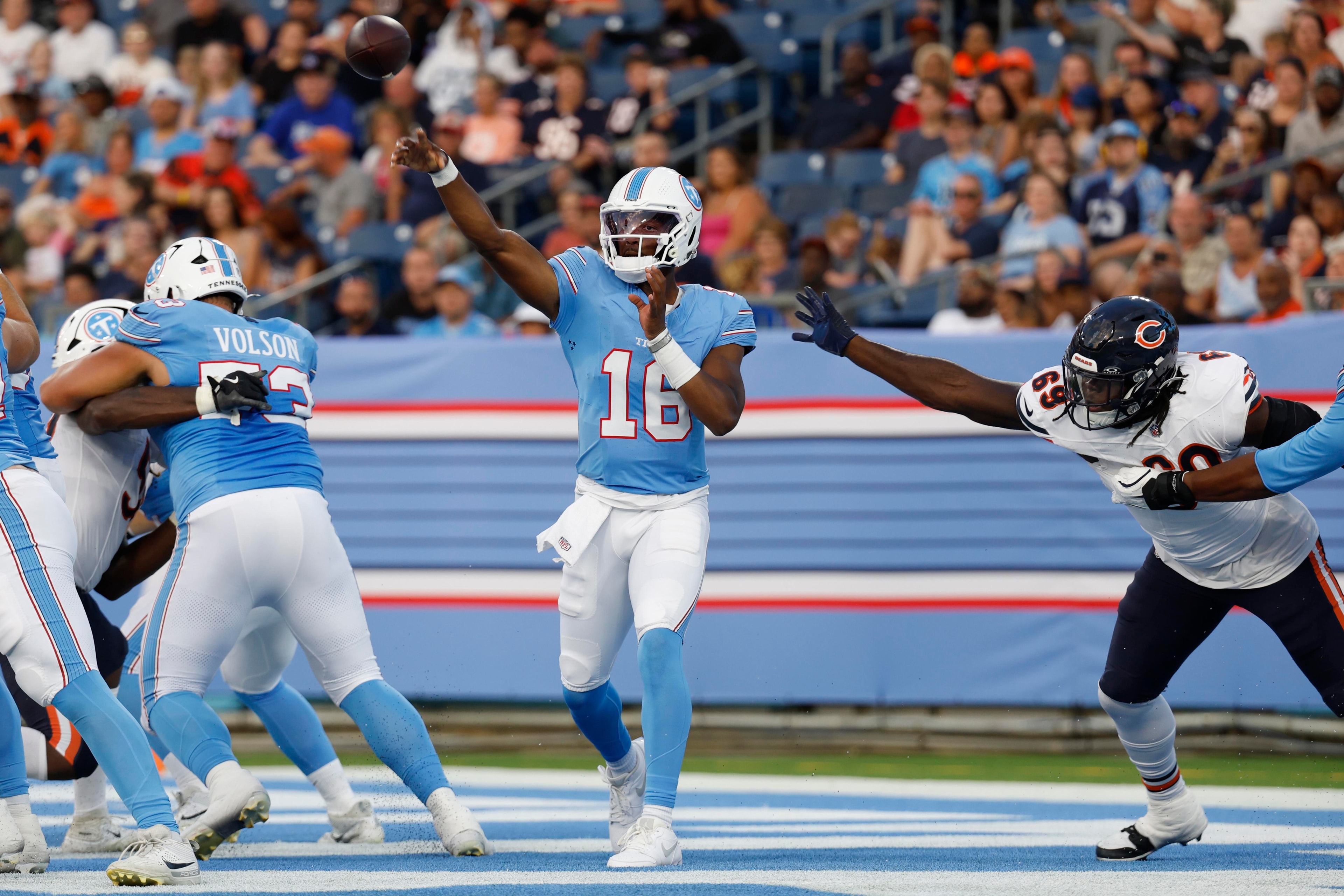 Titans set initial practice squad, leaving one spot open as Xavier Restrepo awaits waivers