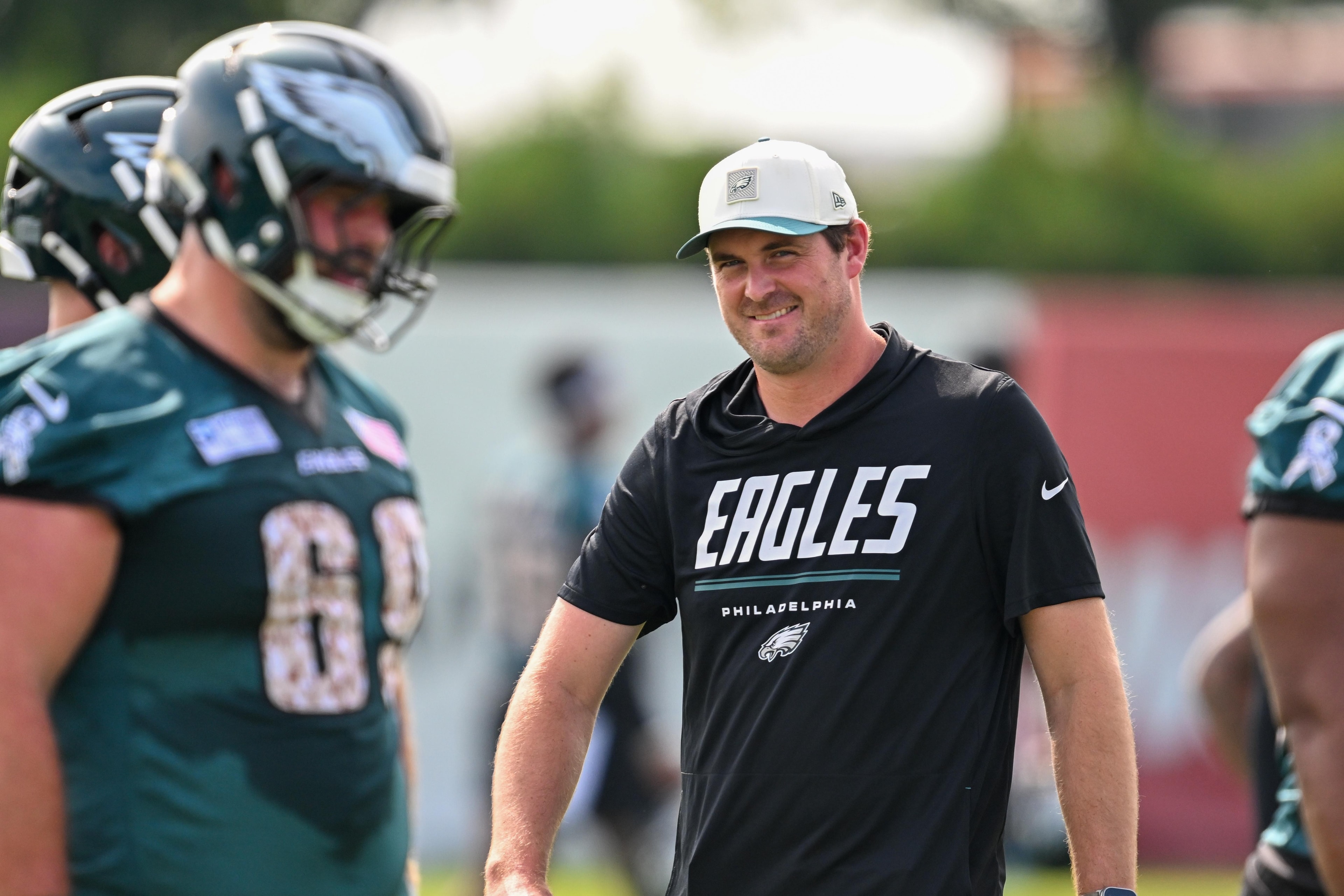 Sean Mannion previews Eagles’ QB2 battle as training camp enters the final week