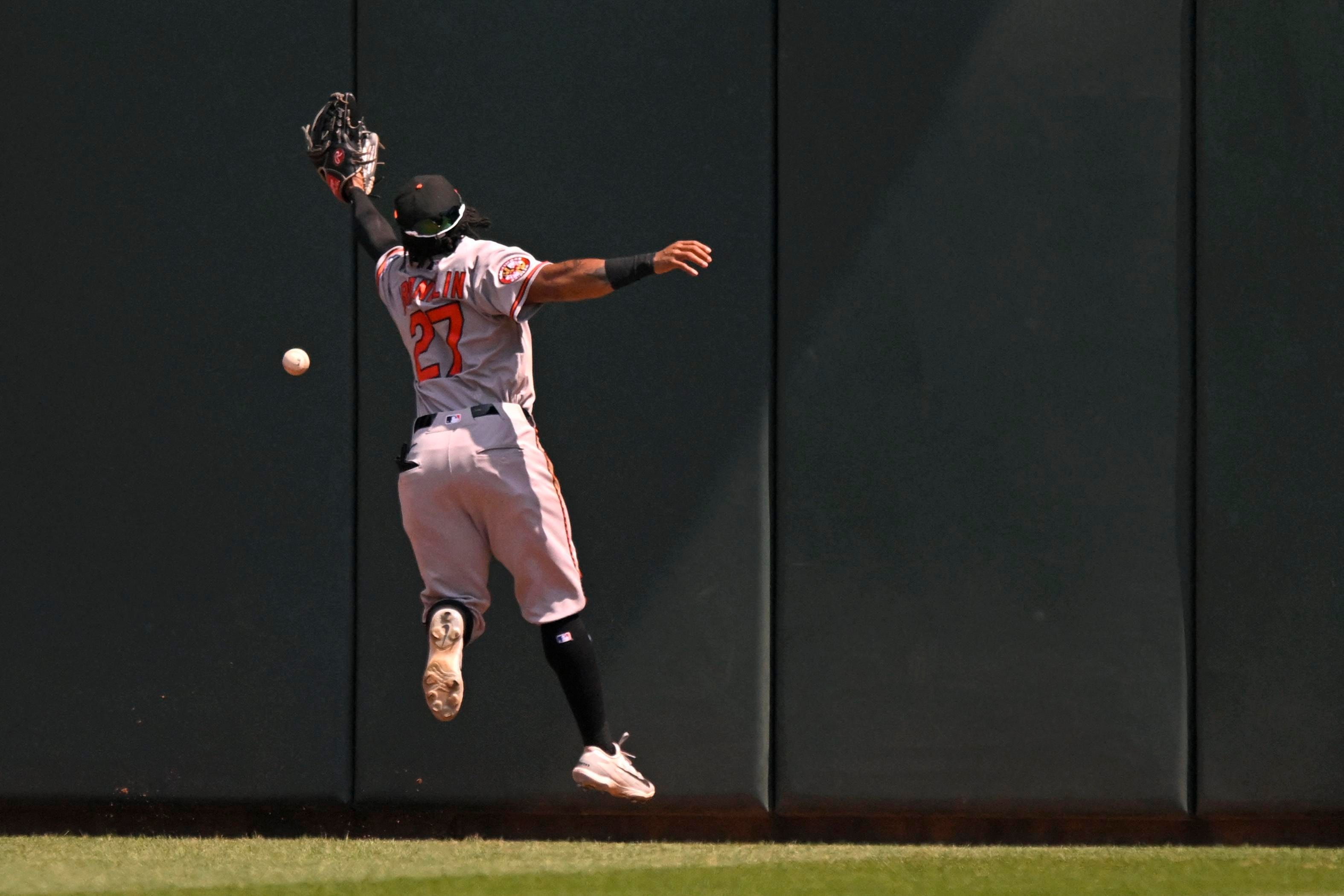 Orioles fall again to a wild-card rival, indicating another missed chance to press for the postseason