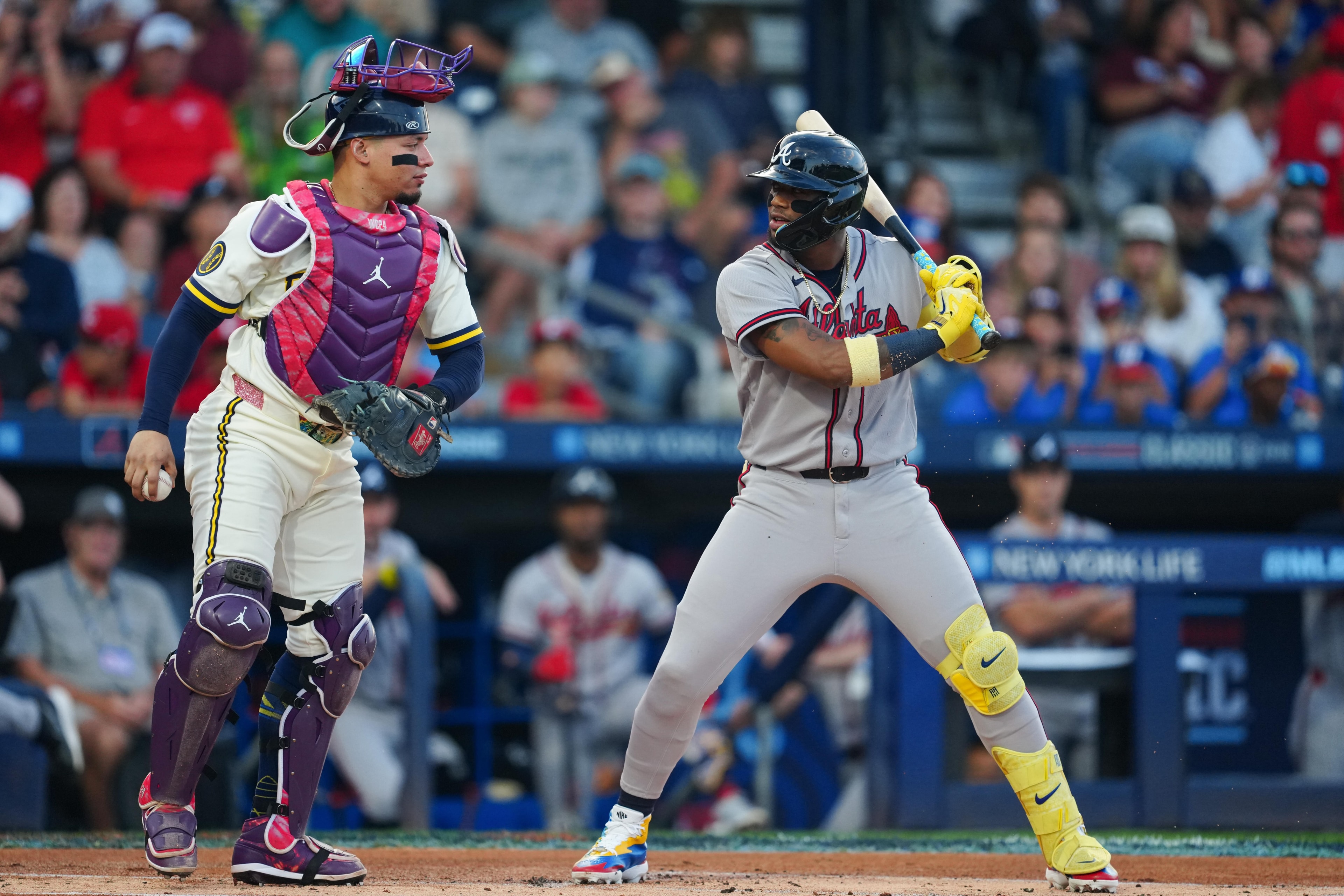 Braves stop the skid and avoid a sweep in Little League Classic finale