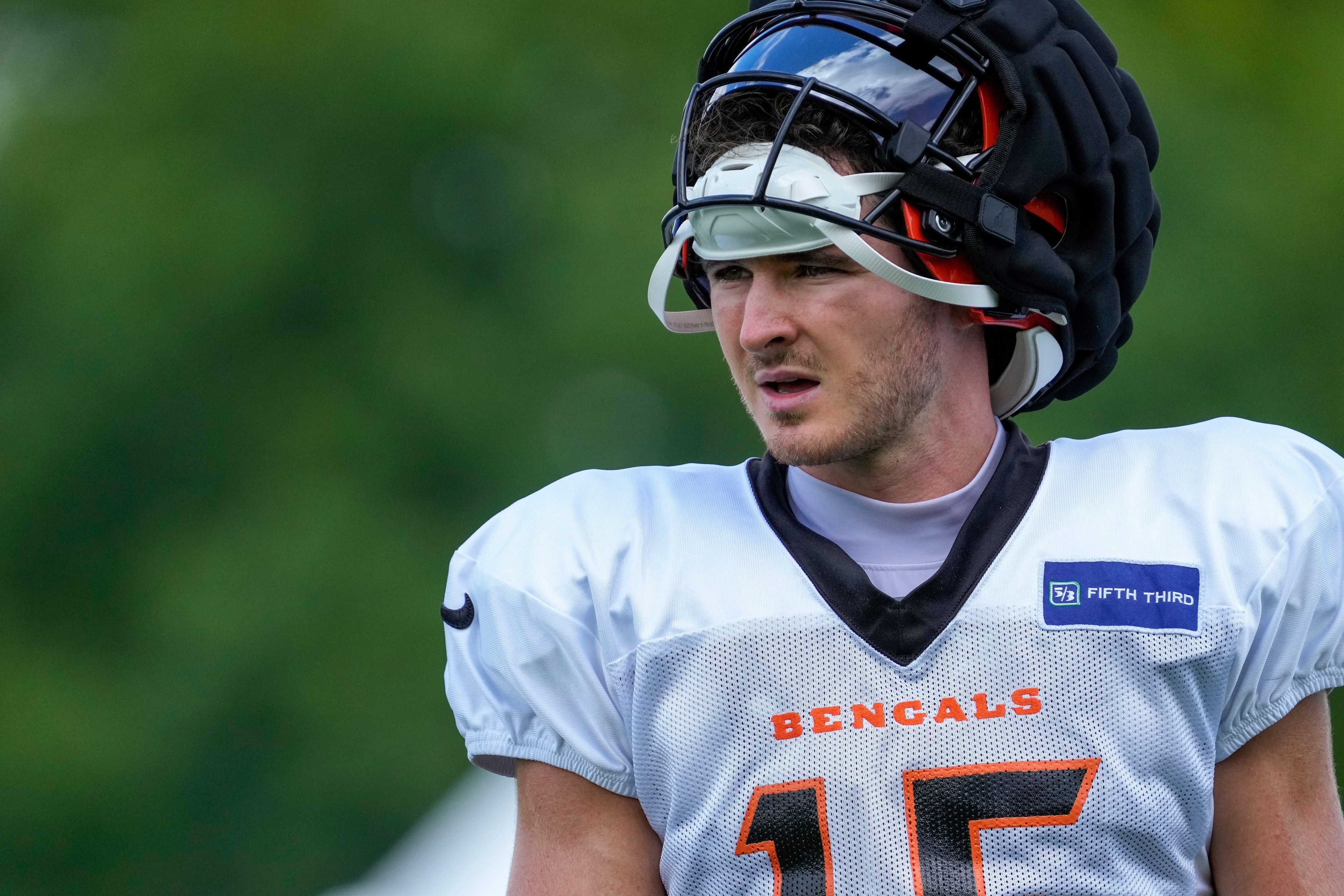 Giants add Charlie Jones to practice squad after Bengals punt-return role