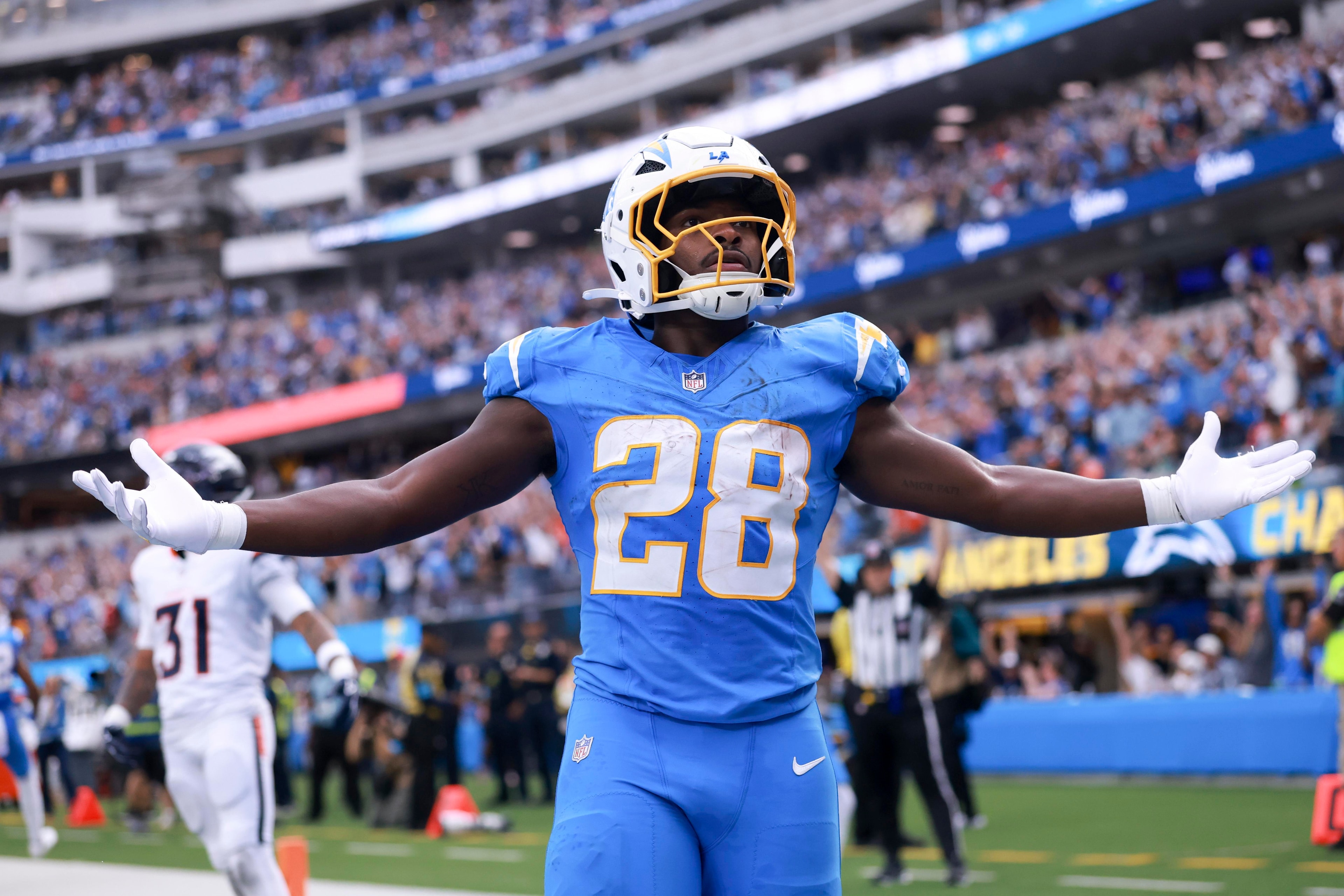 Kimani Vidal and Akheem Mesidor light up Week 5 as Chargers look for their first breakthrough