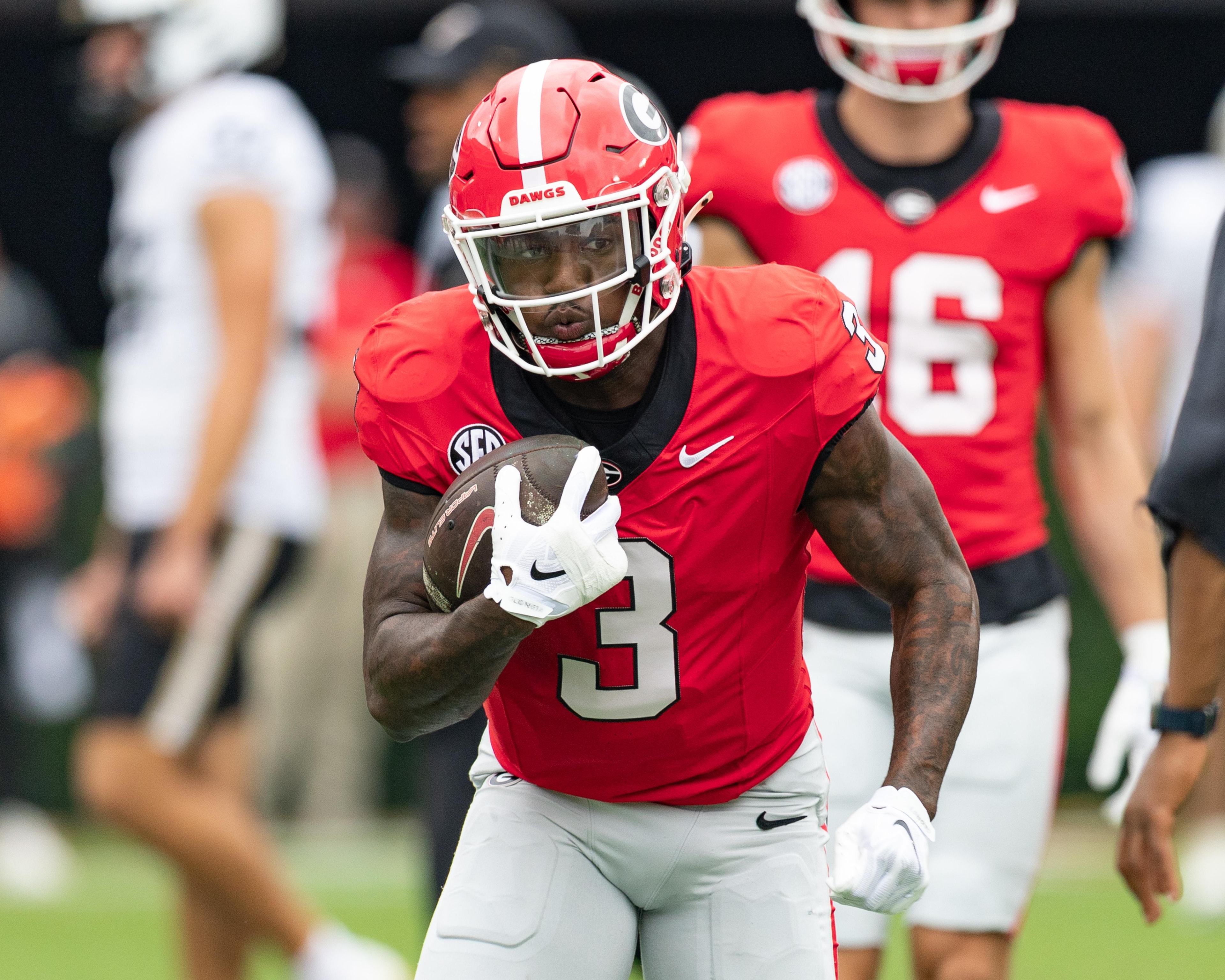 Alabama-Georgia has become a yearly comfort zone, and both sides are treating it like an underdog moment
