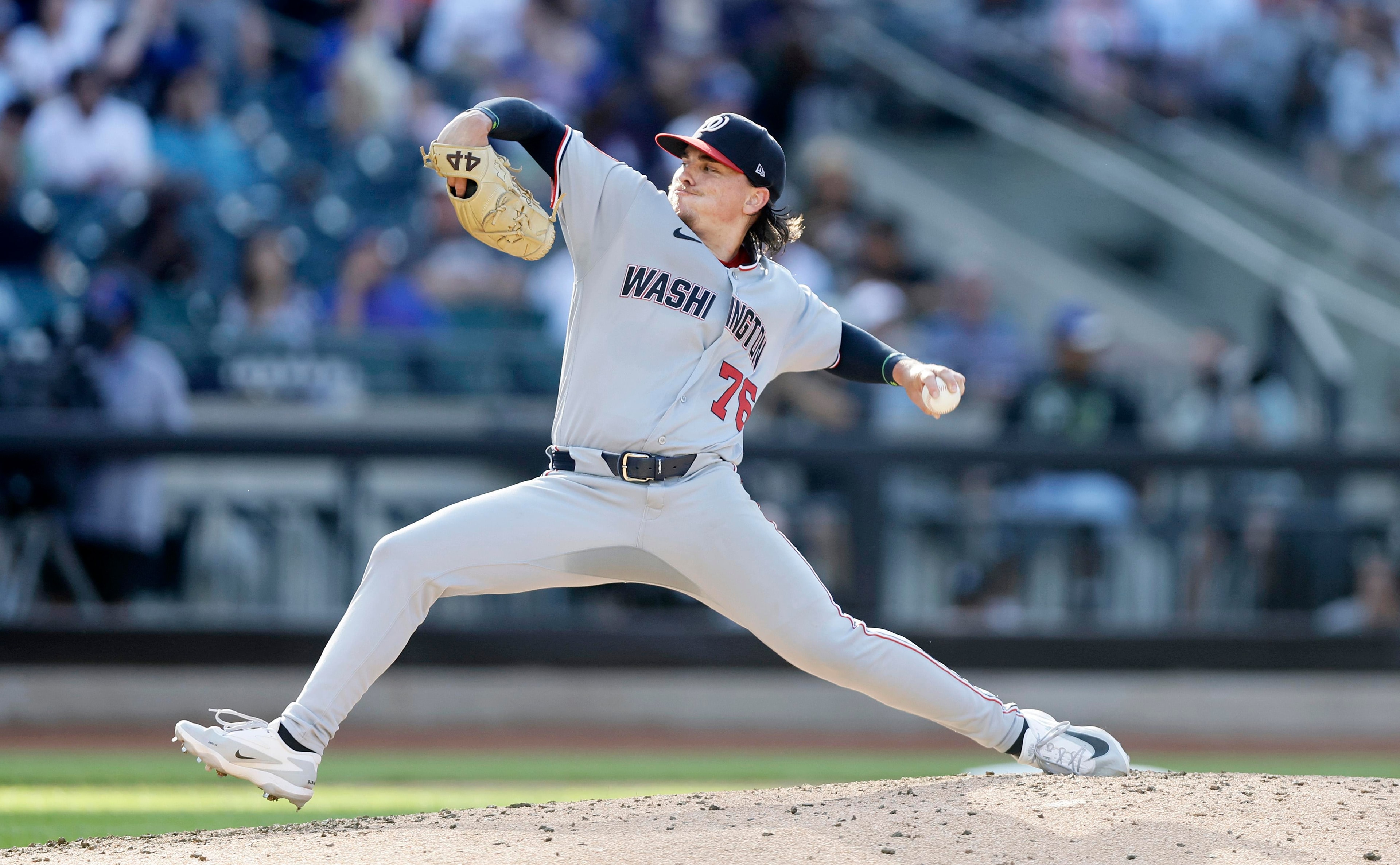 Nationals embrace two different pitching identities in Yovanny Cruz and Will Dion