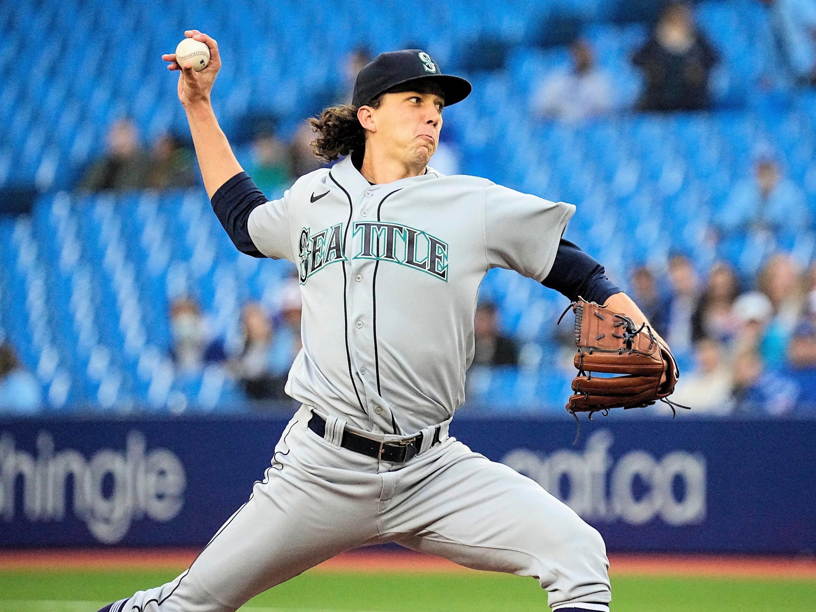 Mariners look to avoid a sweep in Toronto in Game 137