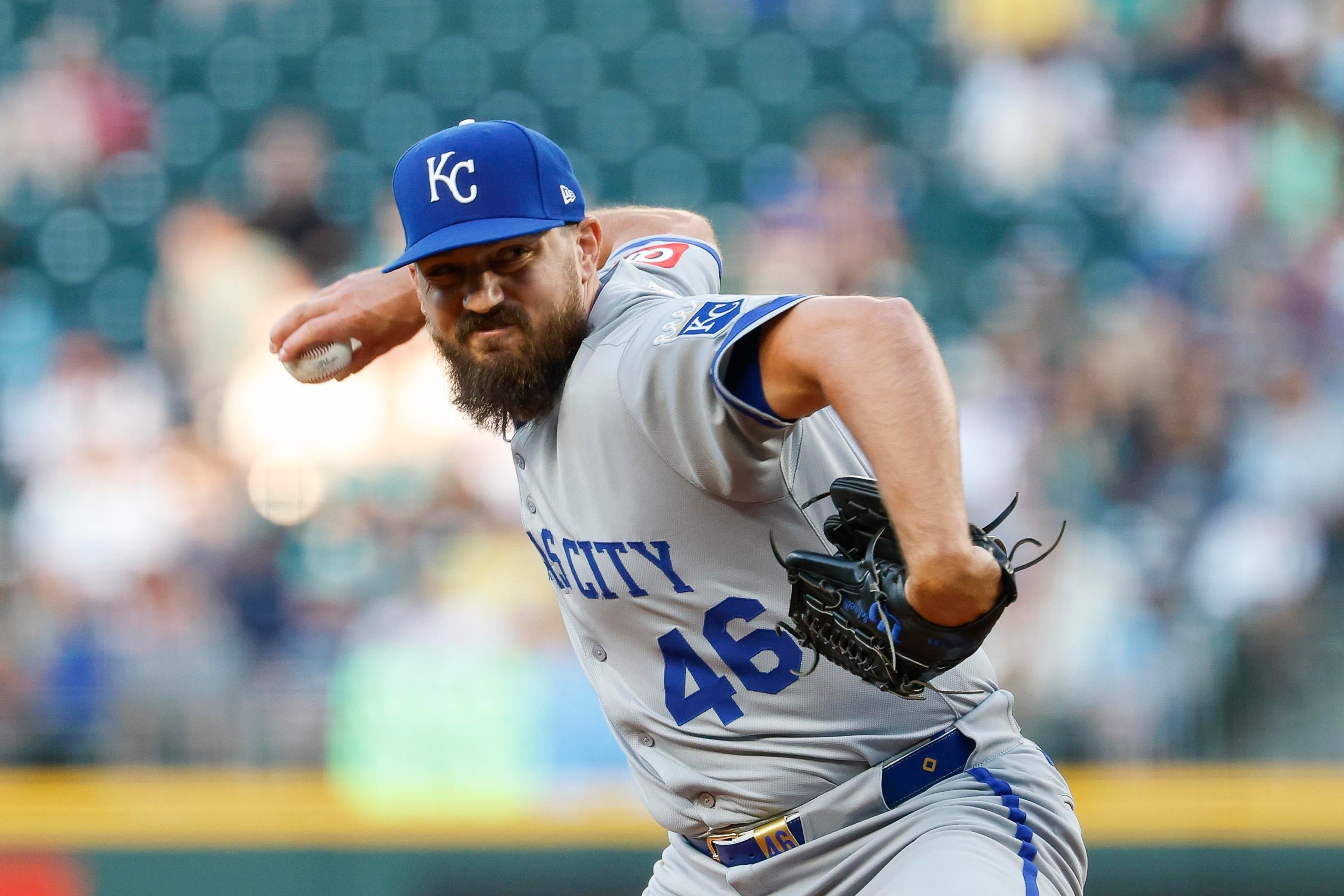Royals’ bullpen gambit puts John Schreiber on the waiver wire, while the club clings to the feel-good road-trip storyline