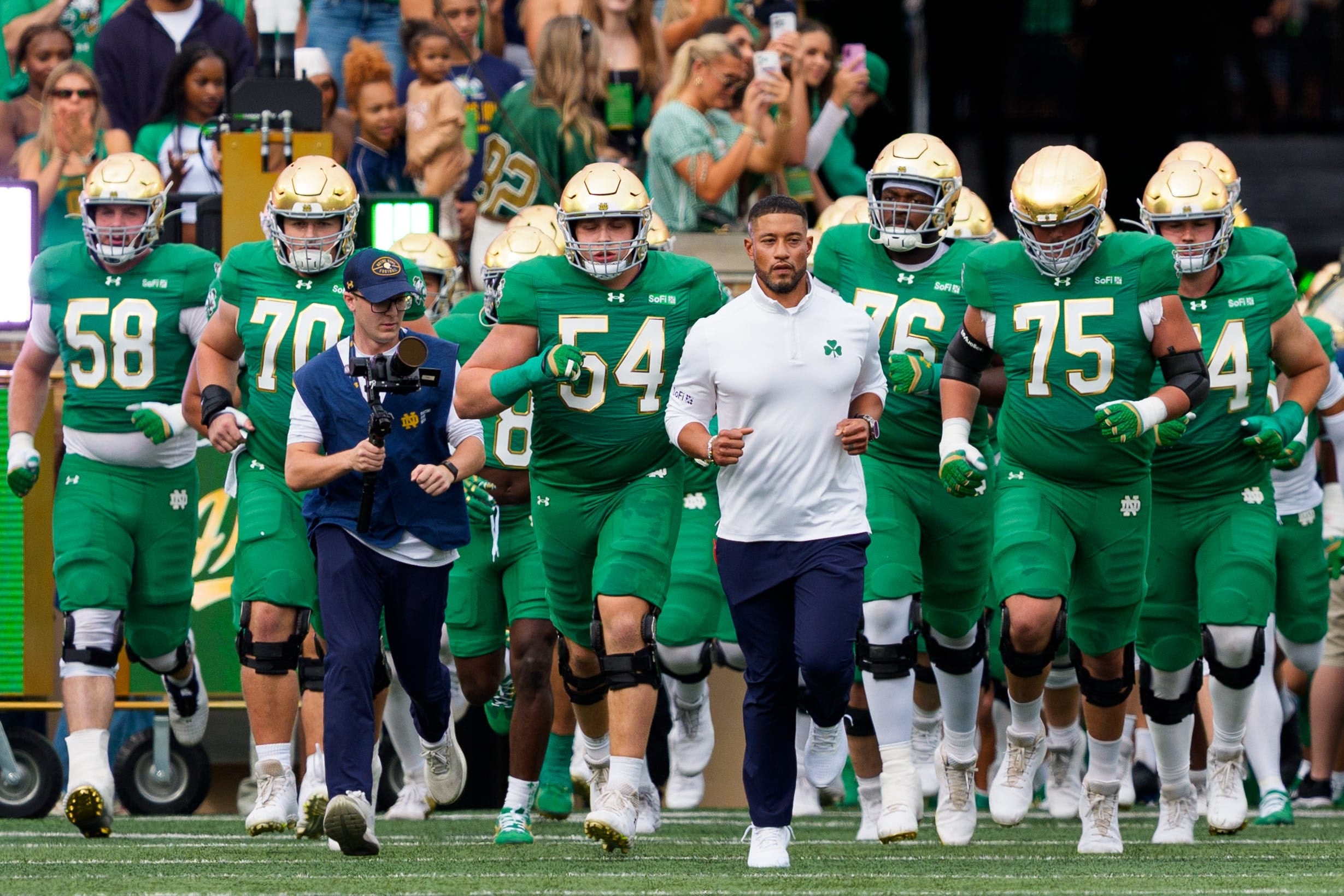 Notre Dame’s 6-0 Start Draws Less Attention Than Most Past Seasons, According to Yahoo Sports