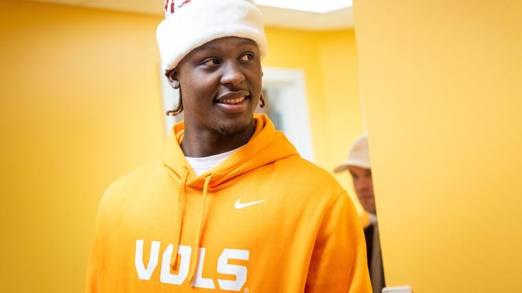 Tennessee QB battle keeps tightening as insiders name a clear frontrunner between Faizon Brandon and George McIntyre