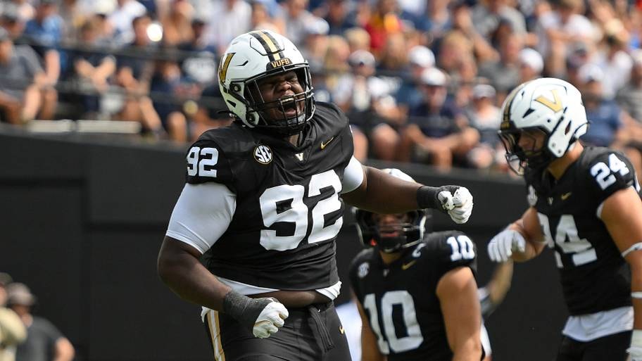 Vanderbilt closes fall camp with final scrimmage, defensive takeaways highlighted