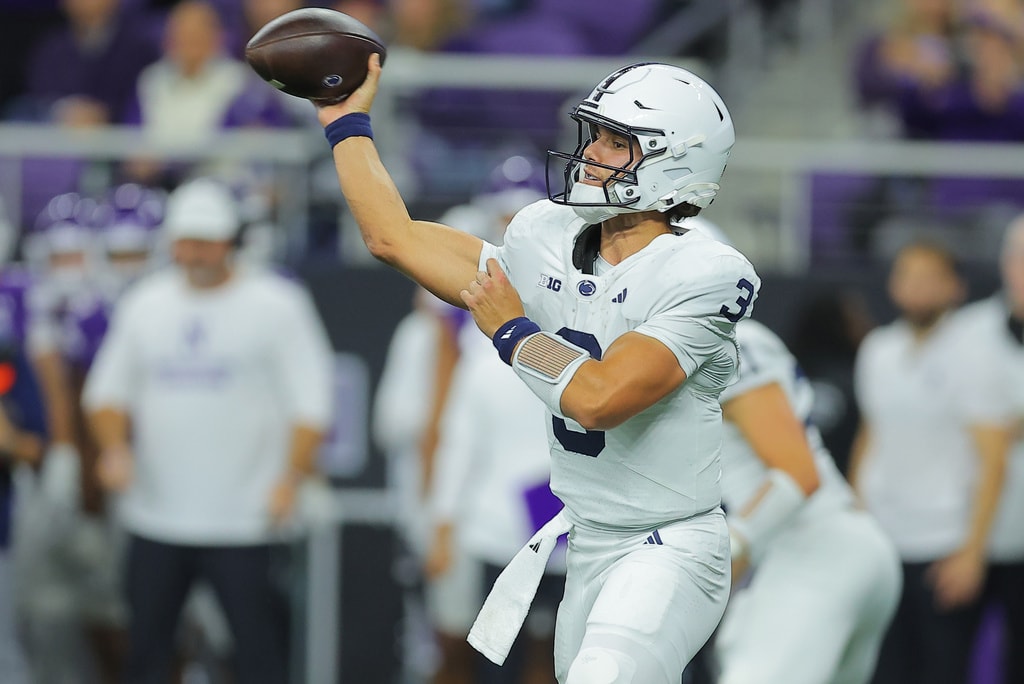 Penn State courts a comeback in front of a whiteout crowd against USC’s Trojans