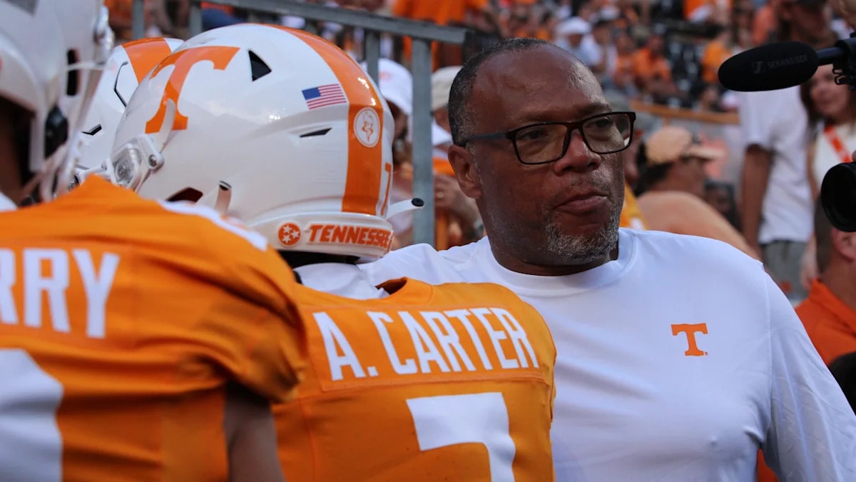 Josh Heupel offers a positive update on Tennessee linebackers coach William Inge’s recovery