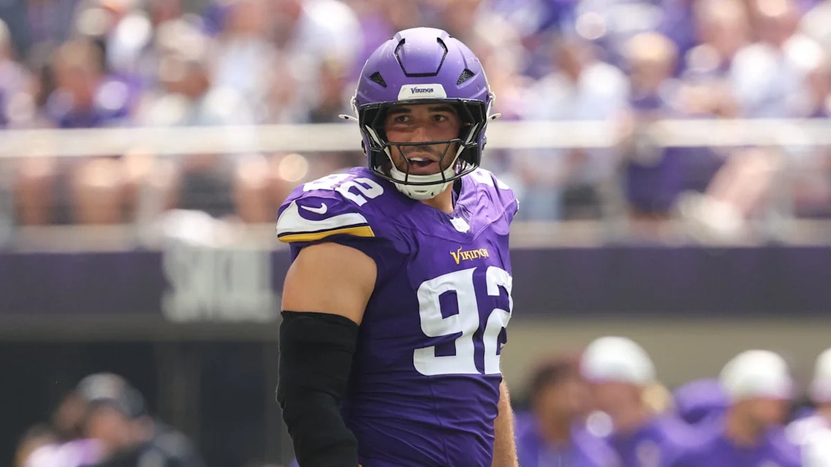 Vikings outside linebacker Tyler Batty out for the season after torn ACL