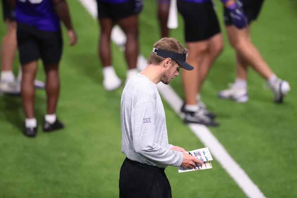 Kansas State’s bowl path begins with an early projection: a possible Armed Forces Bowl matchup vs. Memphis