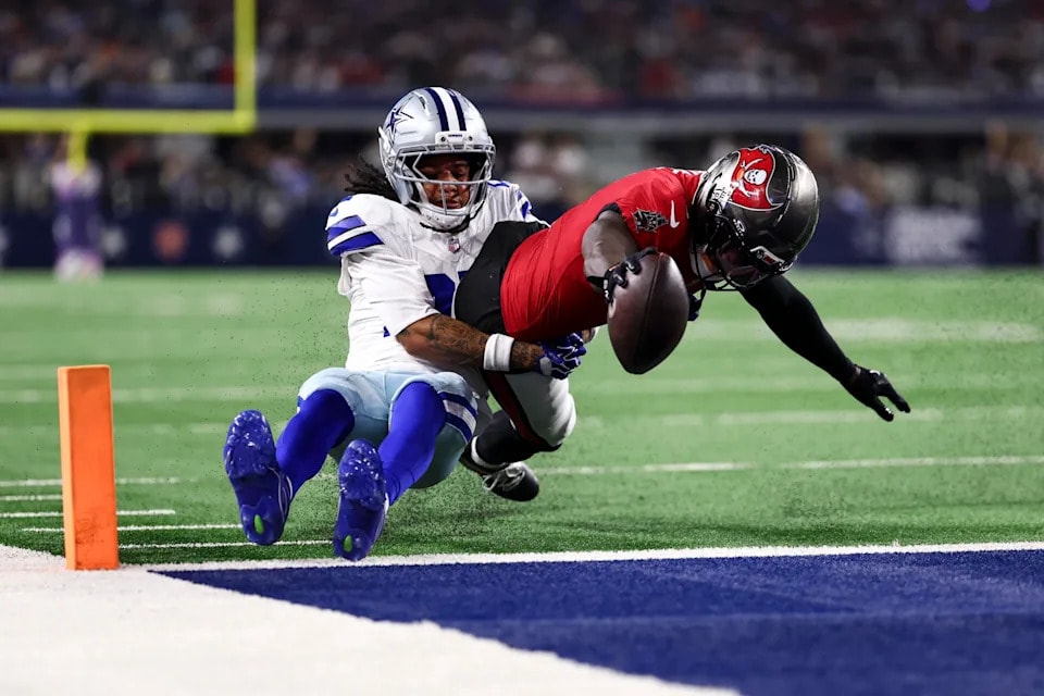 Buccaneers rally on Thursday night, stunning Cowboys after a slow start