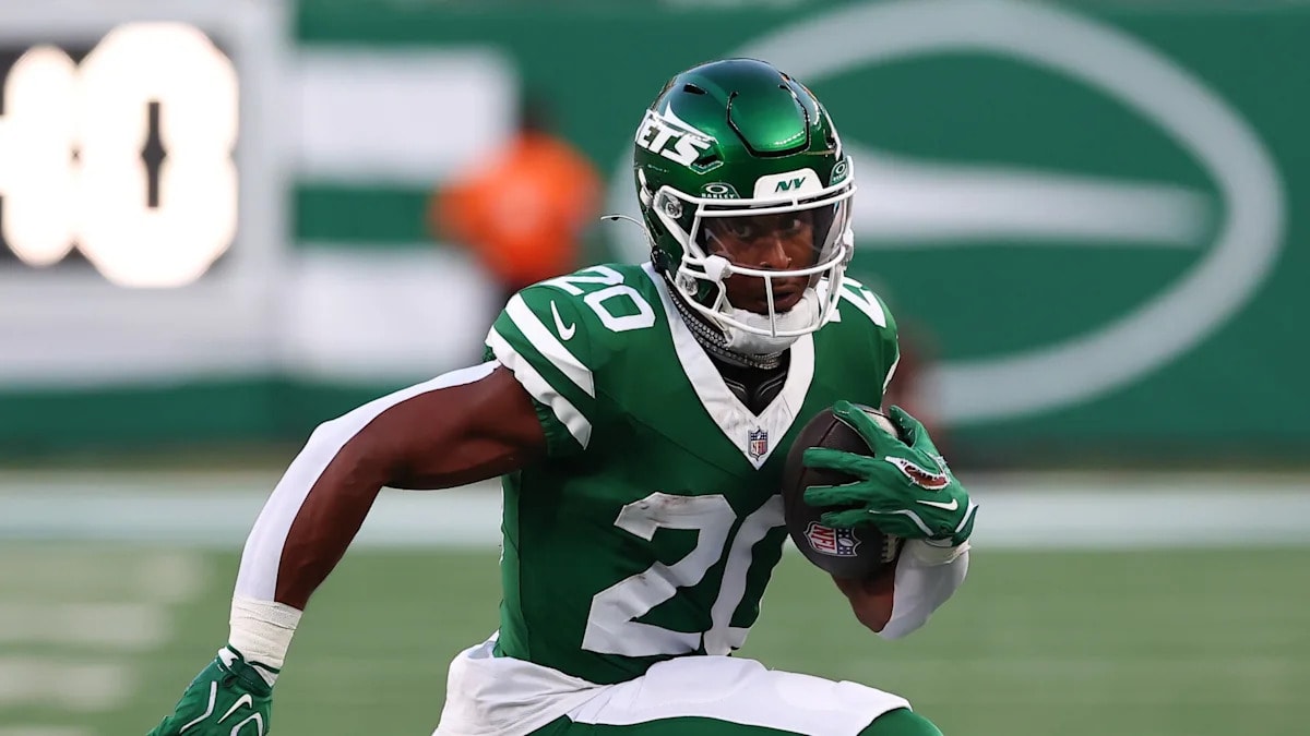 Report: Follow-up indicates Breece Hall’s groin injury is minor, with Jets aiming for a cautious return