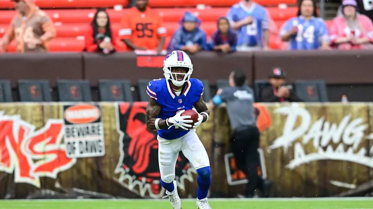 Bills reduce roster to 53, release veteran receiver Mecole Hardman