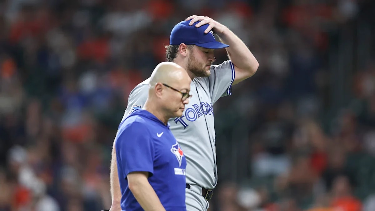 Blue Jays right-hander Trey Yesavage undergoes left knee meniscus surgery, John Schneider says he is “week to week”