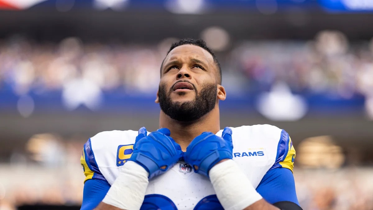 Aaron Donald returns to the Rams for the 2026 season, ending retirement after first practice back