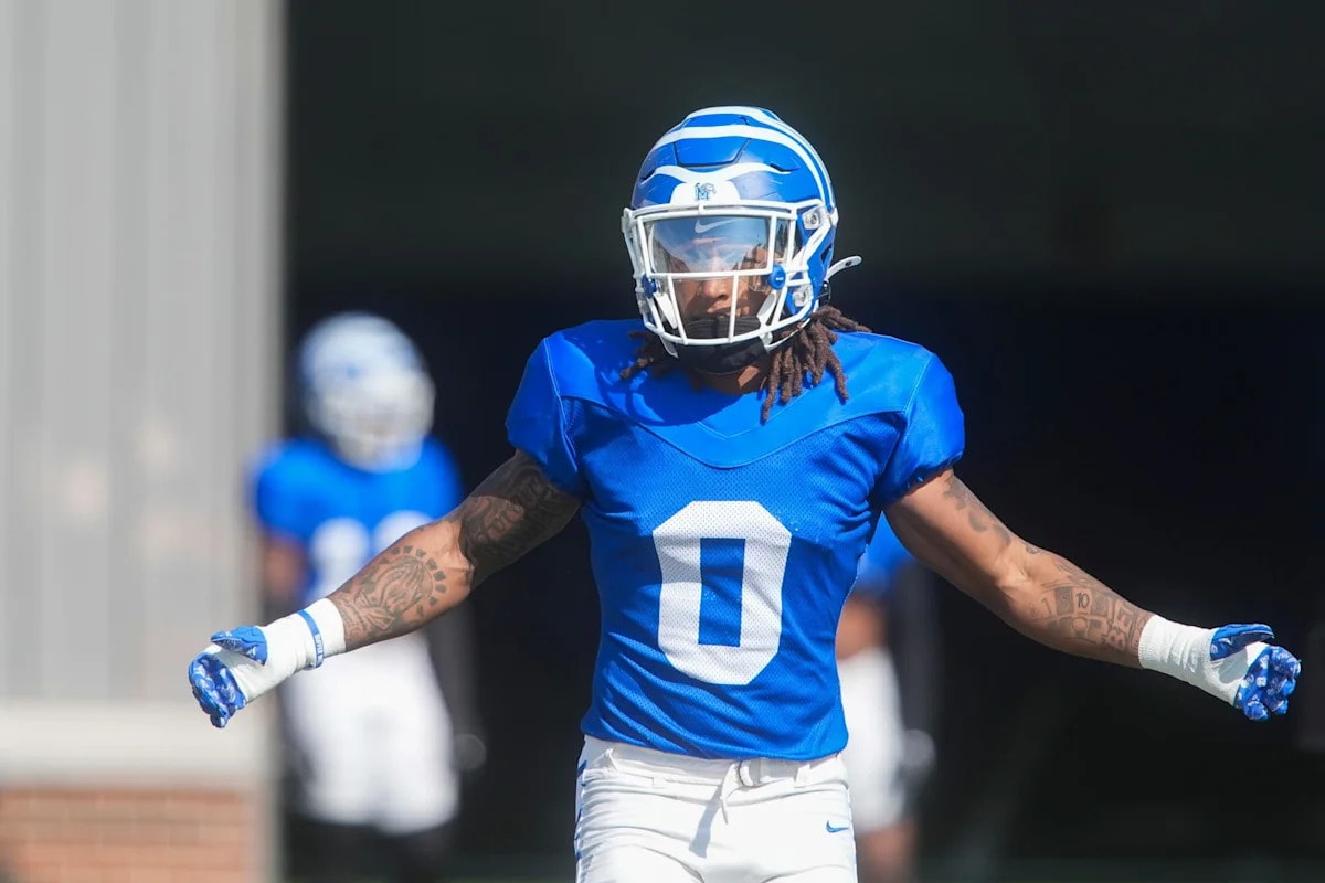 Memphis adds Ian Foster and Manny Covey to major preseason award watchlists