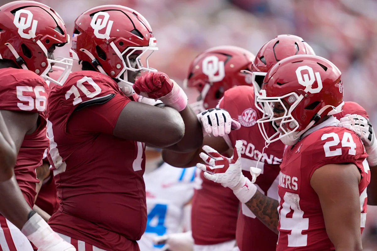 USA TODAY Sports projection keeps Oklahoma Sooners in the national conversation for 2026