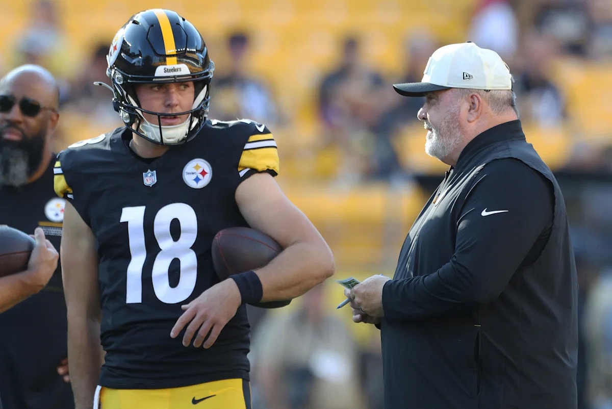 Mike McCarthy’s quarterback roster question: how many will Pittsburgh keep this season?
