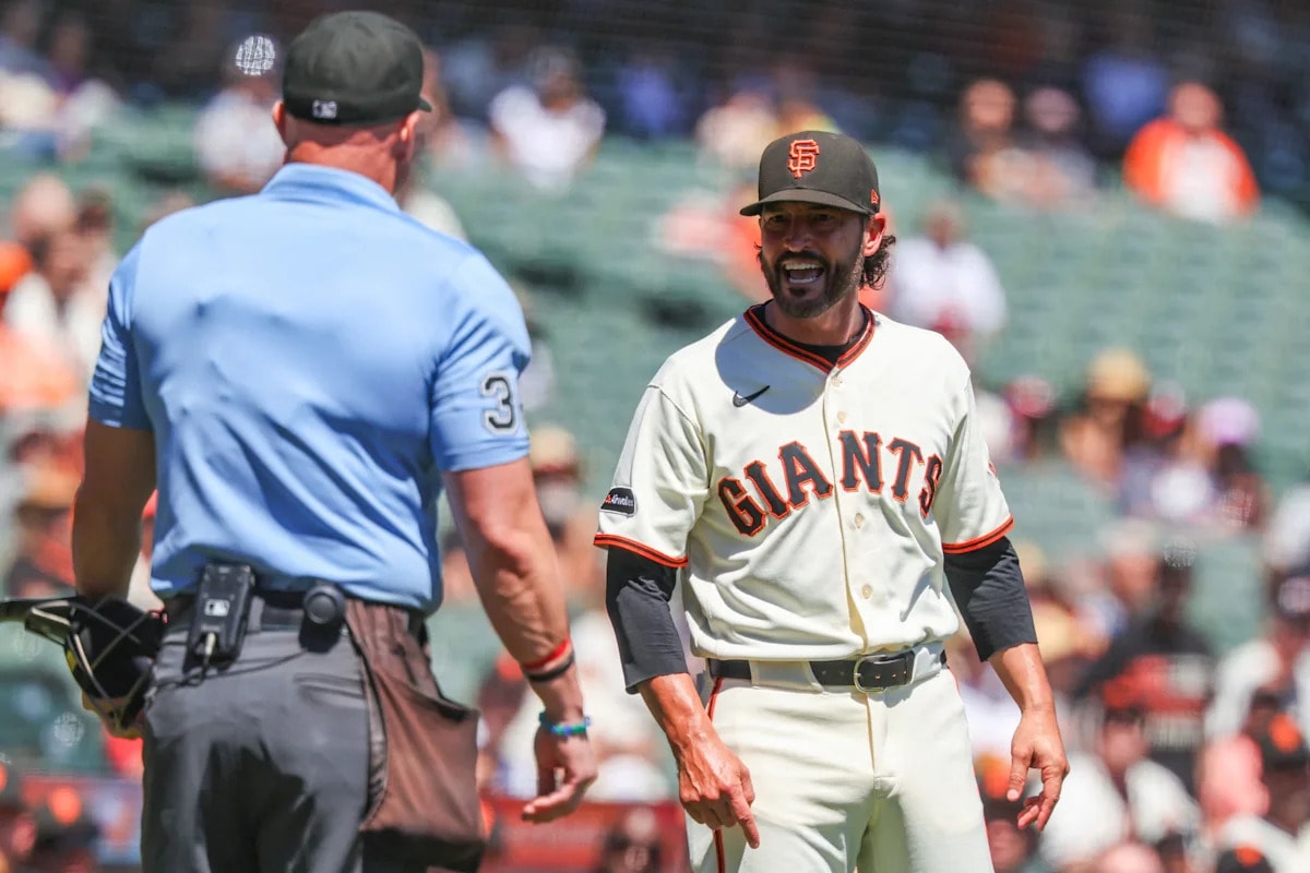 Giants manager Tony Vitello ejected again, this time against Diamondbacks
