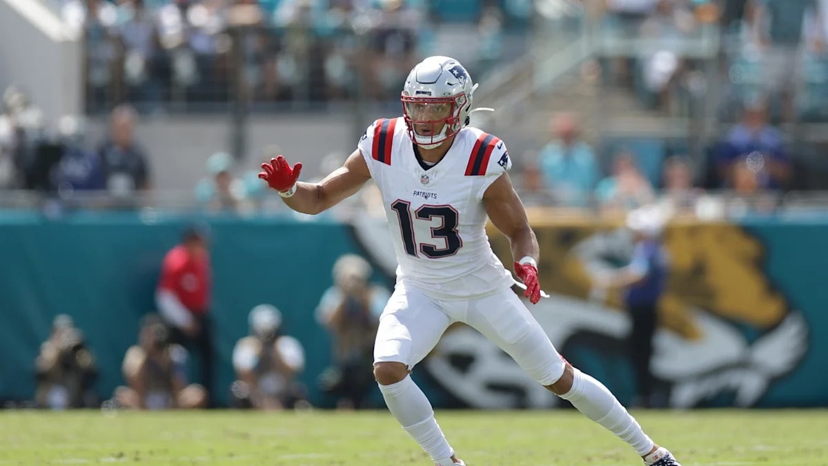 Patriots place WR Mack Hollins on injured reserve, tightening depth at receiver