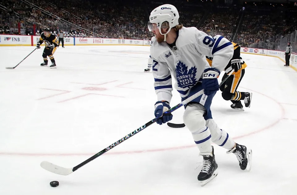Calle Jarnkrok signs with Brynäs, ending Toronto Maple Leafs stint