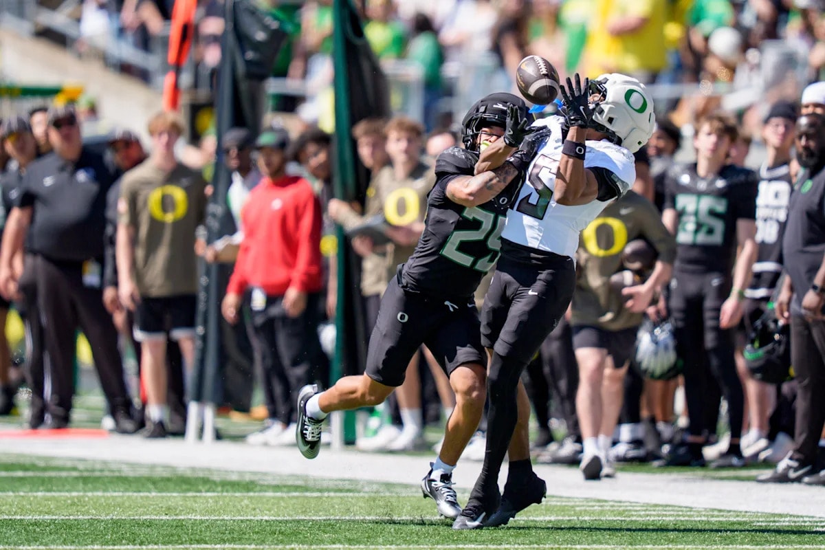 Oregon finds a late-flash at wide receiver with freshman Messiah Hampton’s emergence