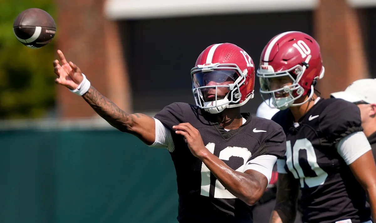 Alabama names redshirt freshman Keelon Russell as starting quarterback for 2026 season