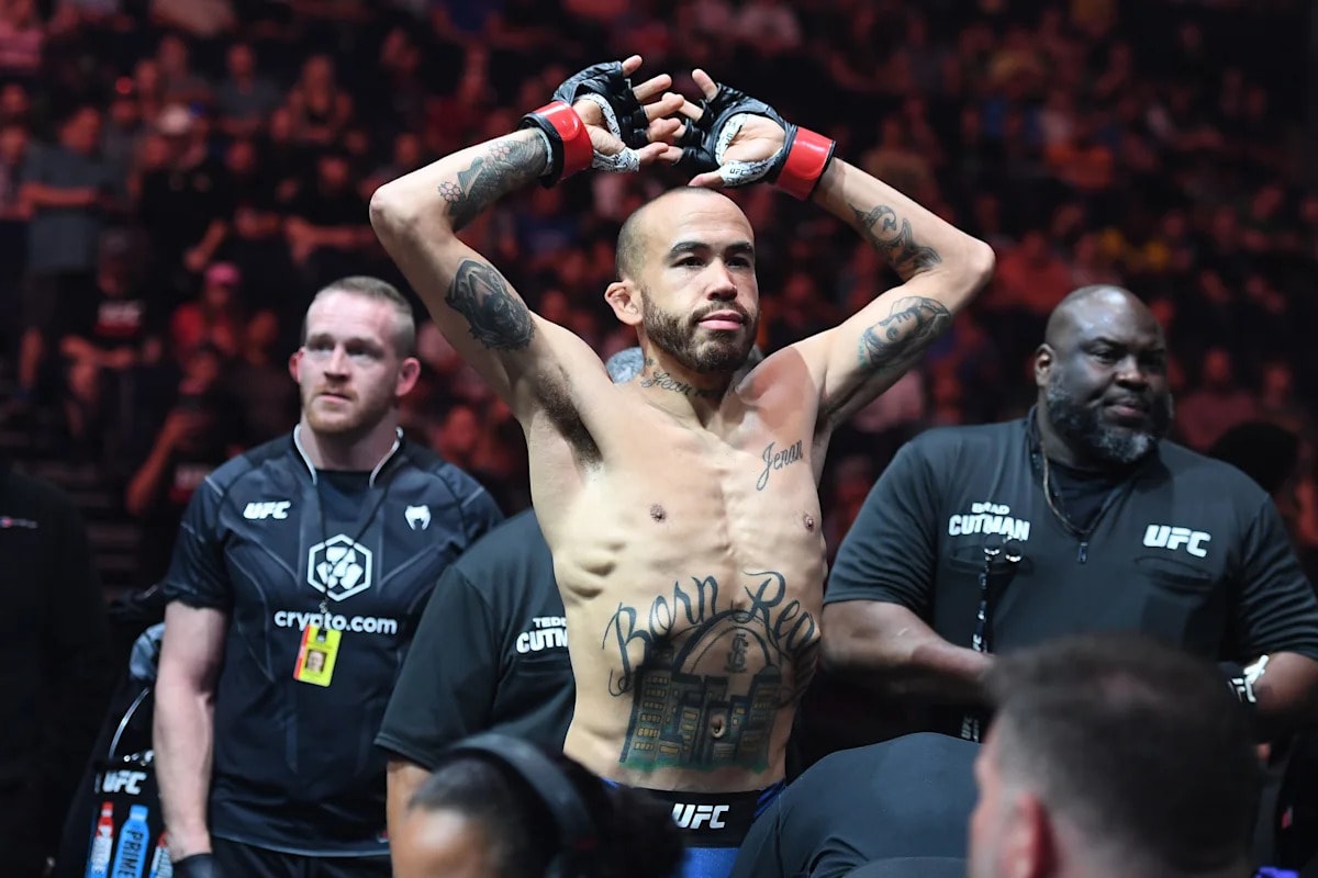Sean Woodson breaks down his layoff and return plan as he readies for Jack Jenkins at UFC Shanghai