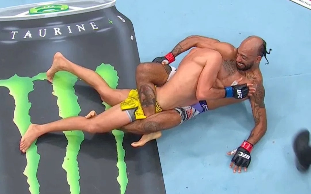 MMA Junkie names August Submission of the Month, spotlighting a surprise Scottish Twister