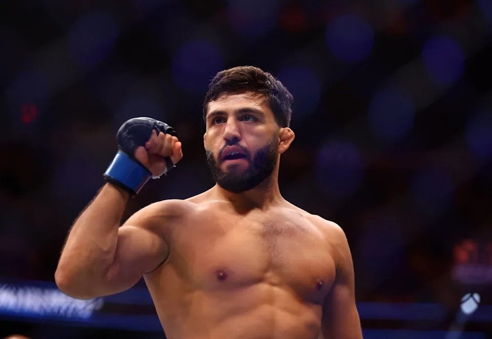 Arman Tsarukyan accuses Charles Oliveira of citing Allan Nascimento’s death to avoid a rematch