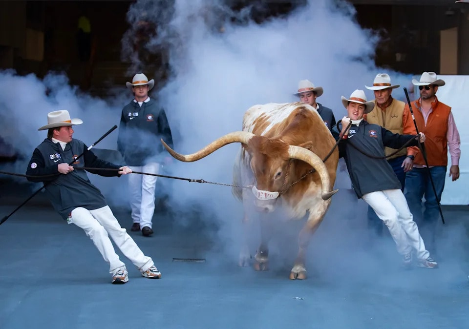 SEC mascot rankings put spotlight on fan traditions as Week 0 begins