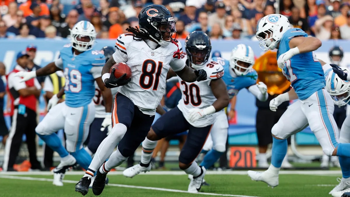 Bears rookie Zavion Thomas turns a long first touch into a statement touchdown