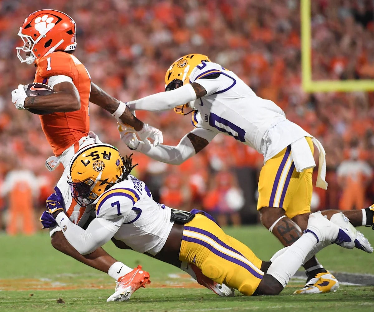 Blake Baker’s vision of LSU’s safety play continues under coach Lane Kiffin, praising Jake Olsen