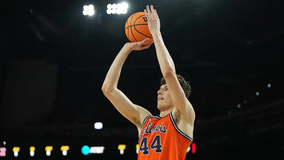 Illinois faces an early-season role question for Zvonimir Ivisic: more minutes, or more time to adapt