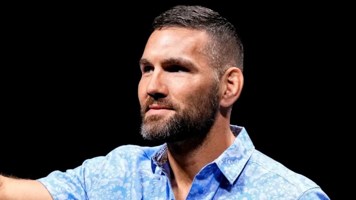 Chris Weidman backs Alex Pereira to get the better of Sergei Pavlovich in UFC 335 heavyweight co-main