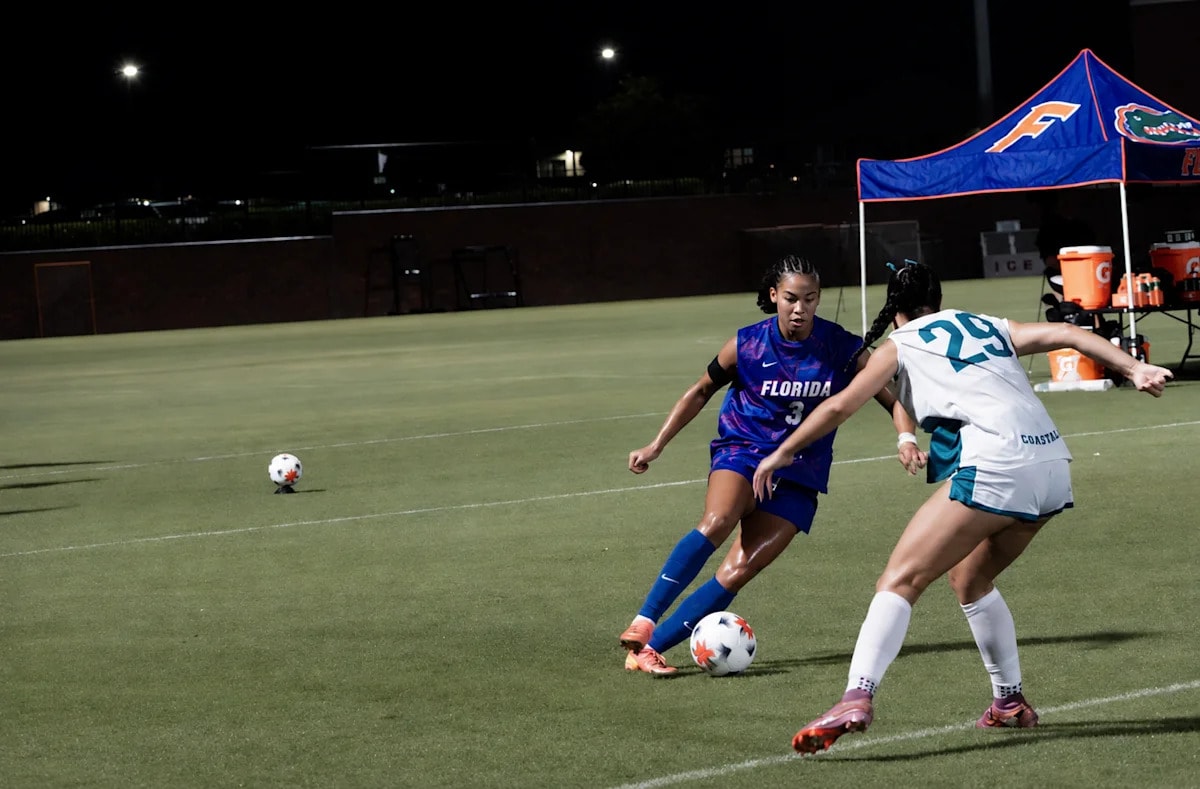 Florida Gators return to United Soccer Coaches Top 25 at No. 20 after statement win over Florida State