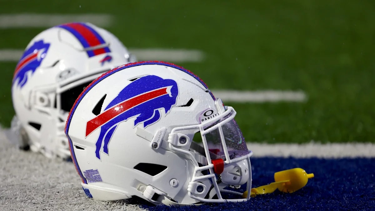 Bills make Monday roster pair: re-sign LB Otis Reese IV, waive FB Jackson Acker