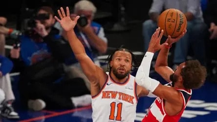 Knicks’ offense sputters again, as Wizards hold on for a 111-109 preseason win at Madison Square Garden