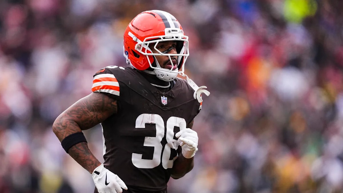 Lions make early roster adjustments, signing RB Trayveon Williams and CB Ekow Boye-Doe