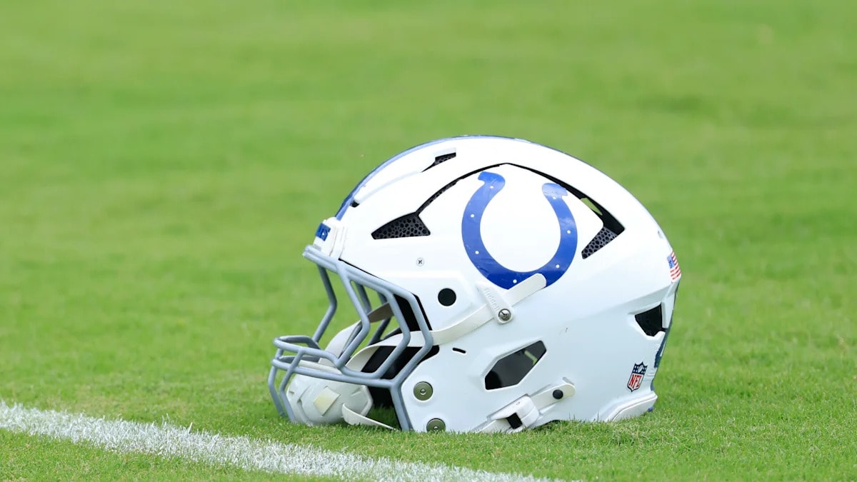 Colts claim defensive back Kapena Gushiken off waivers