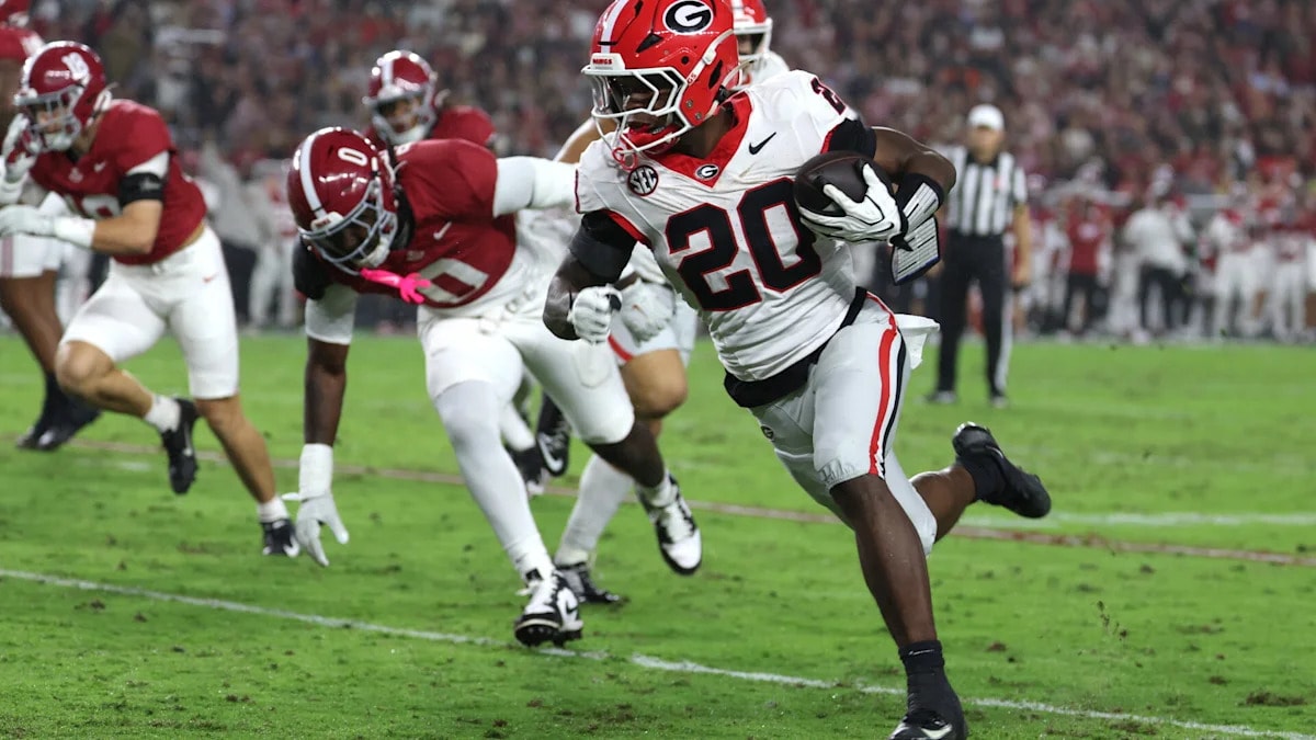 Dwight Phillips Jr. and Georgia overpower Alabama late, 20-17 in an SEC showdown