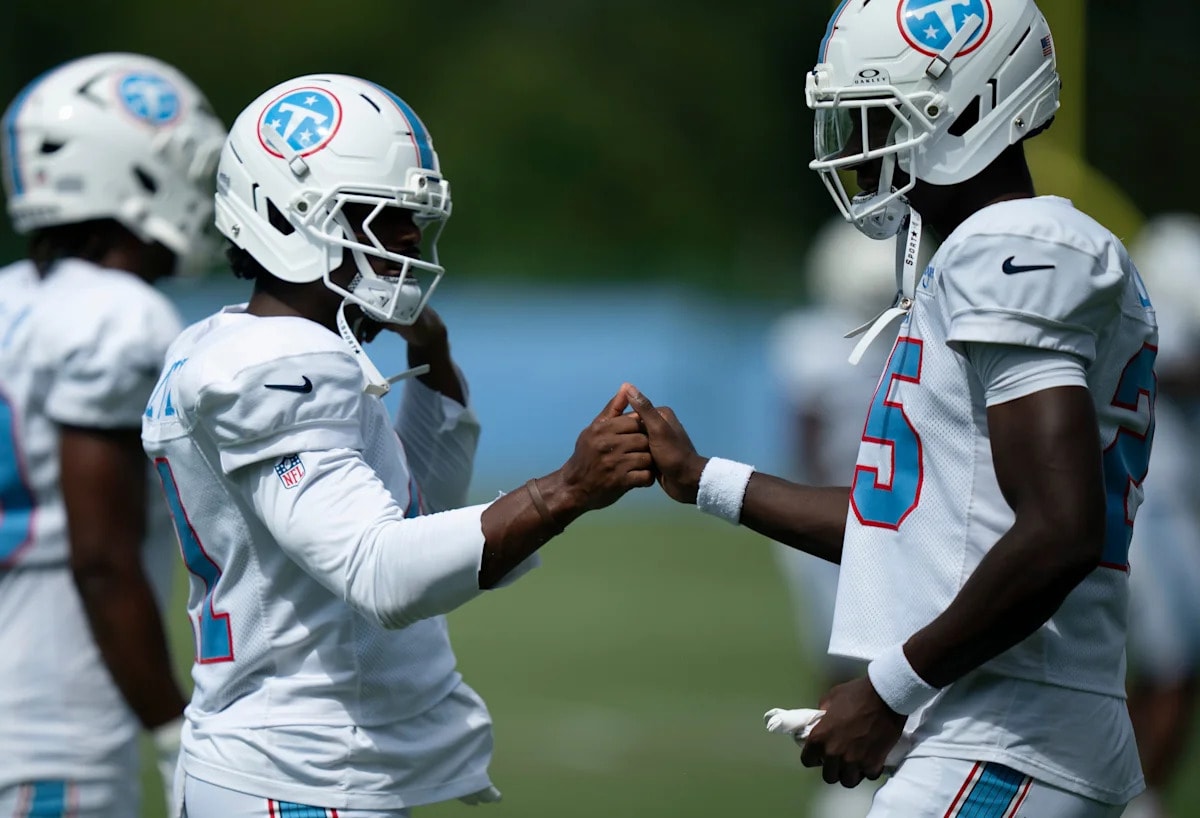 Titans close camp with physical joint practice against Bears, with Carnell Tate and Erick Hallett among standouts